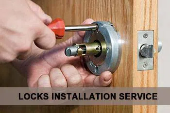 Capitol Locksmith Service Longmont, CO 720-808-5270 Capitol Locksmith Service Longmont, CO 720-808-5270 - lock-insta-sid-68-4mod